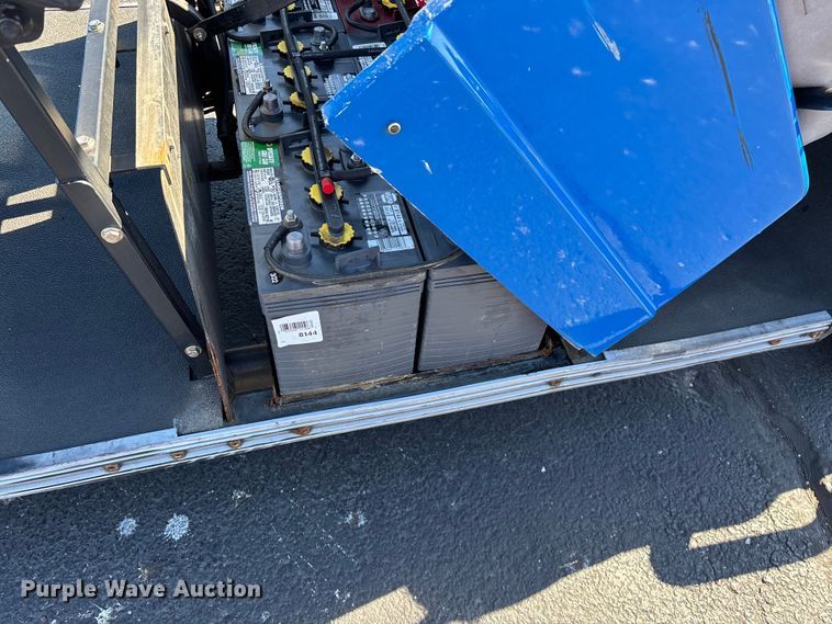 image for item EN5992 Columbia C6E-48 golf cart