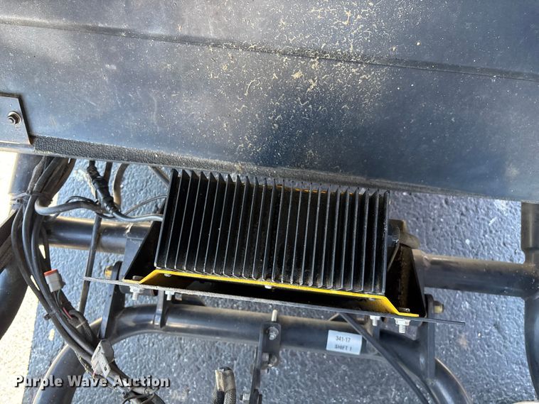 image for item EN5992 Columbia C6E-48 golf cart