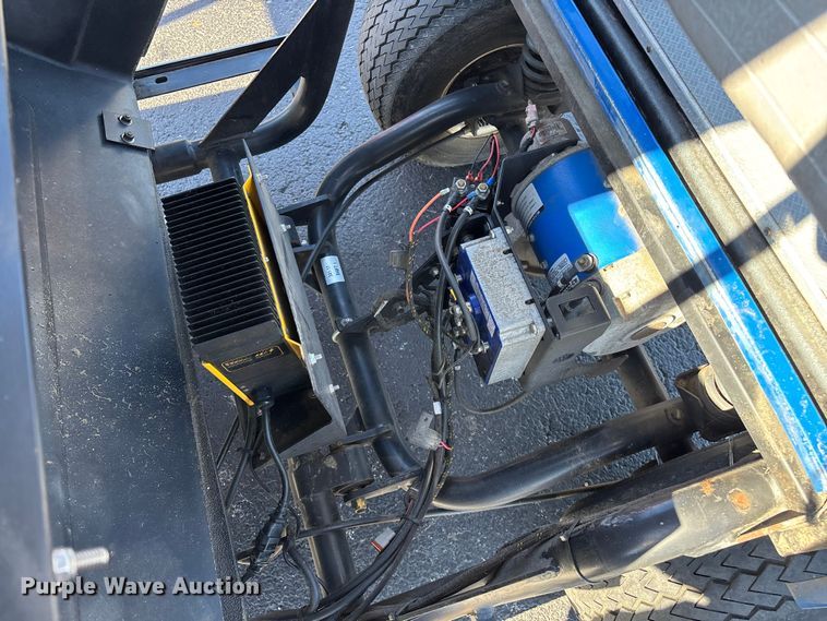 image for item EN5992 Columbia C6E-48 golf cart