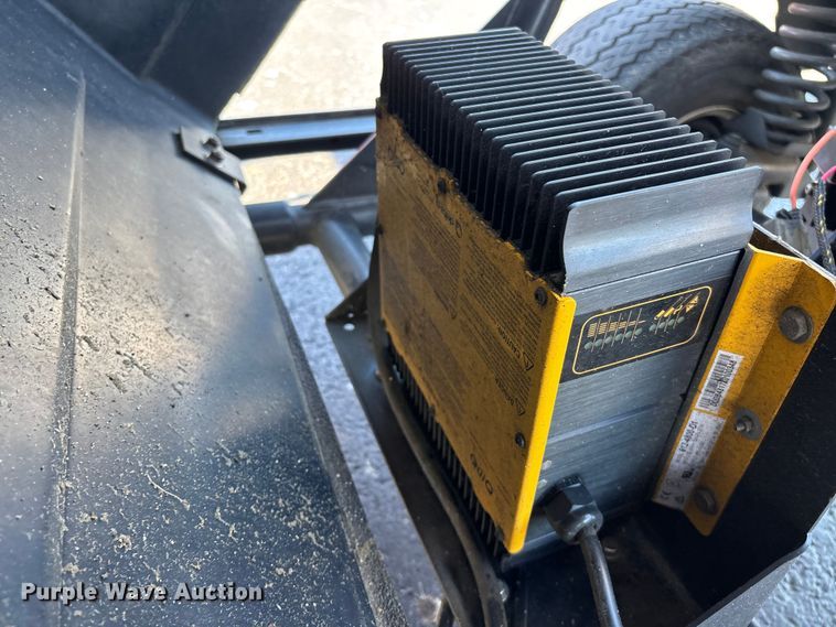 image for item EN5992 Columbia C6E-48 golf cart