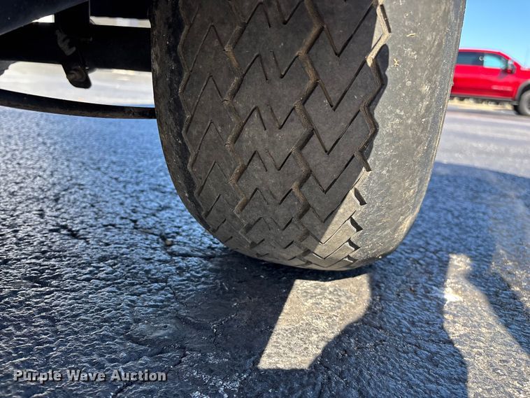 image for item EN5992 Columbia C6E-48 golf cart