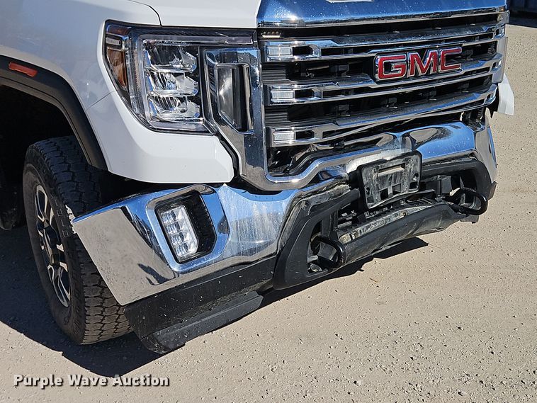 image for item EO7024 2022 GMC Sierra 3500HD Crew Cab pickup truck