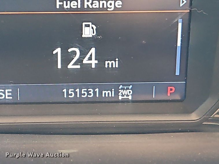 image for item EO7024 2022 GMC Sierra 3500HD Crew Cab pickup truck