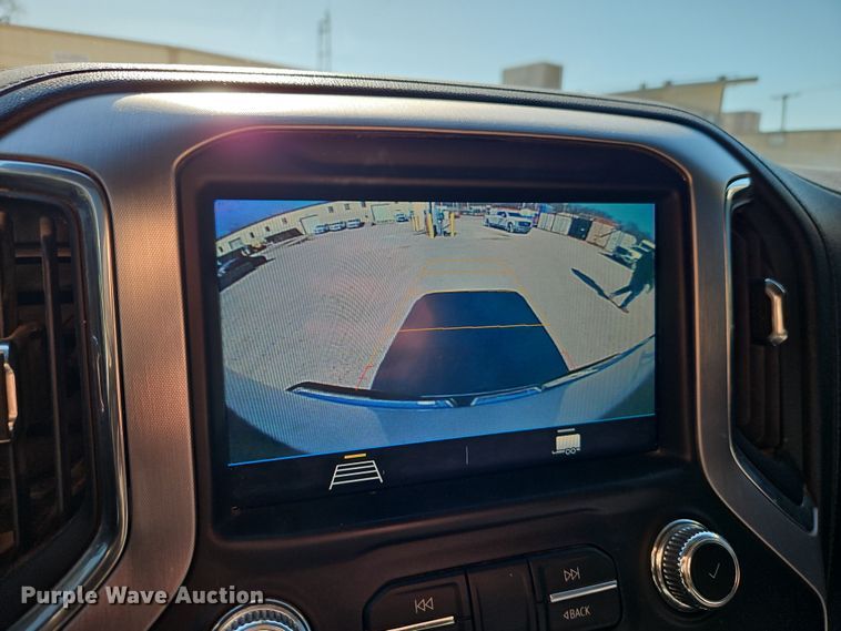 image for item EO7024 2022 GMC Sierra 3500HD Crew Cab pickup truck