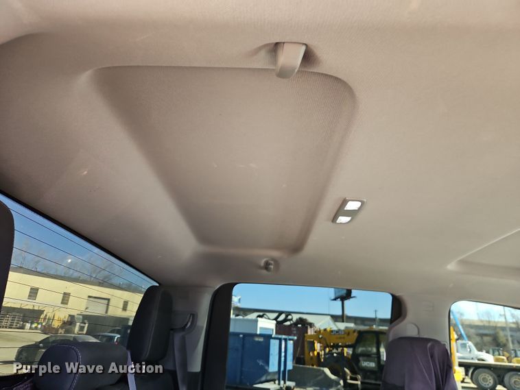 image for item EO7024 2022 GMC Sierra 3500HD Crew Cab pickup truck