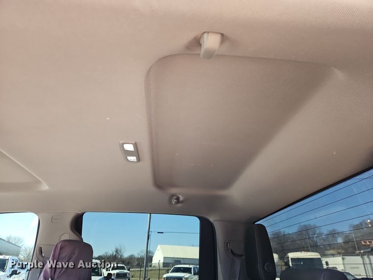 image for item EO7024 2022 GMC Sierra 3500HD Crew Cab pickup truck