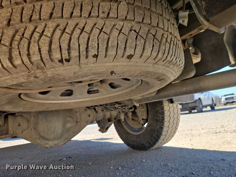 image for item EO7024 2022 GMC Sierra 3500HD Crew Cab pickup truck