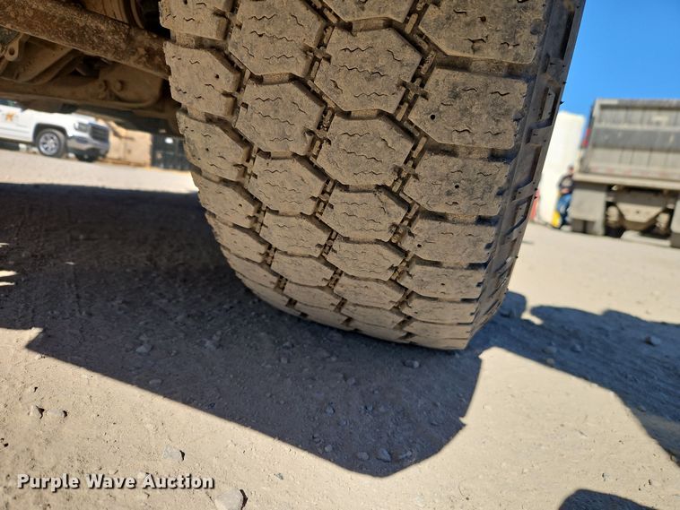 image for item EO7024 2022 GMC Sierra 3500HD Crew Cab pickup truck