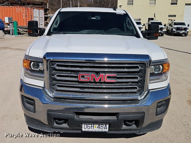 image for item EO7025 2017 GMC Sierra 2500HD Crew Cab pickup truck