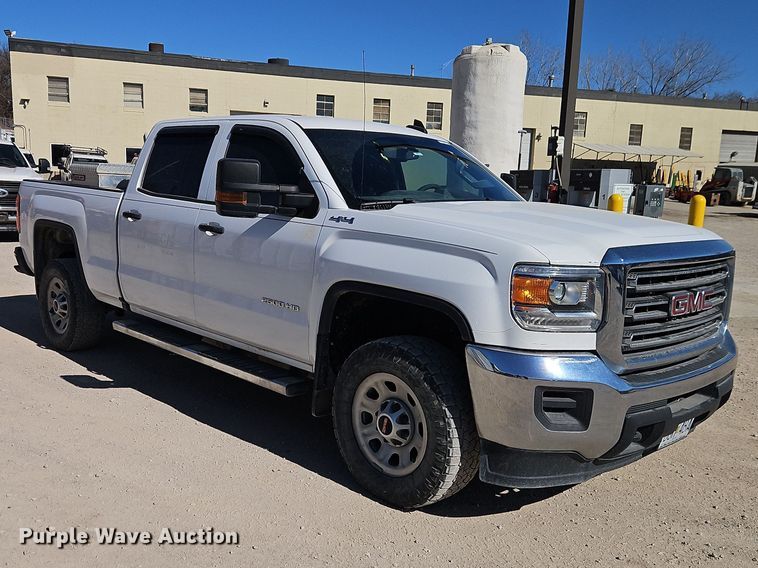 image for item EO7025 2017 GMC Sierra 2500HD Crew Cab pickup truck