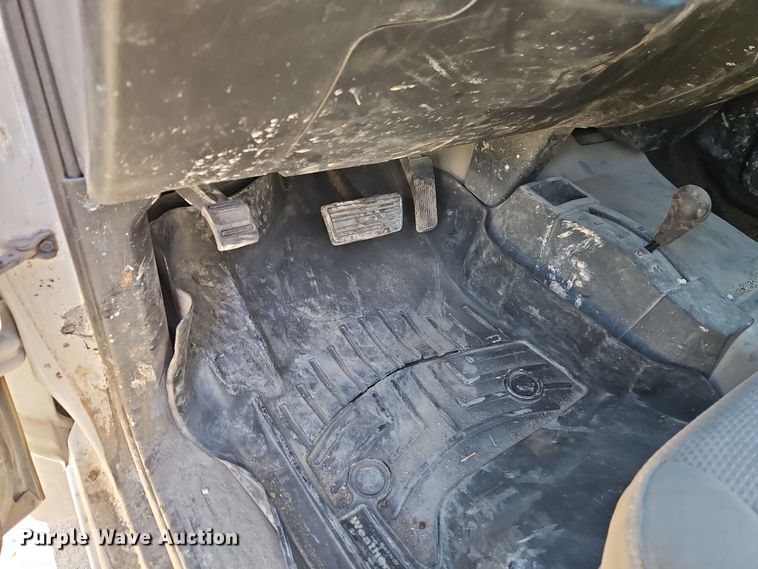 image for item EO7025 2017 GMC Sierra 2500HD Crew Cab pickup truck