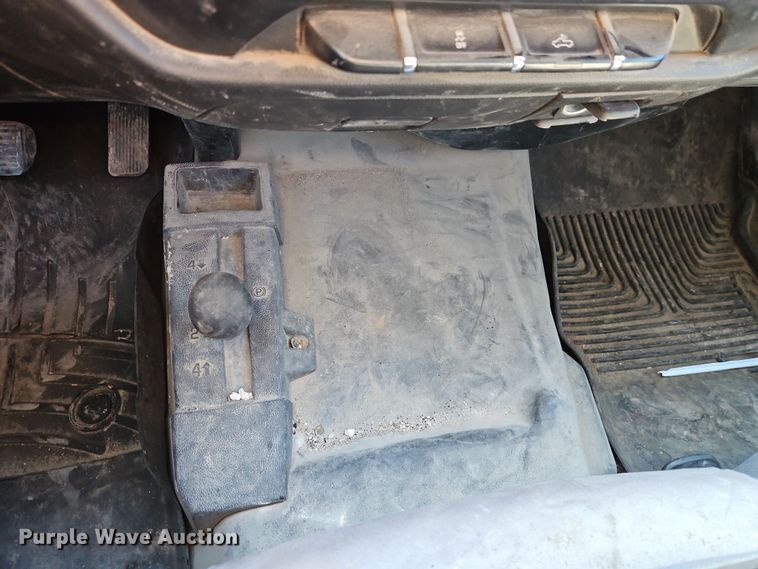 image for item EO7025 2017 GMC Sierra 2500HD Crew Cab pickup truck