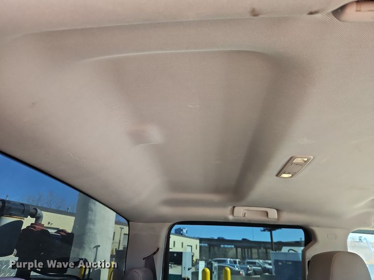 image for item EO7025 2017 GMC Sierra 2500HD Crew Cab pickup truck