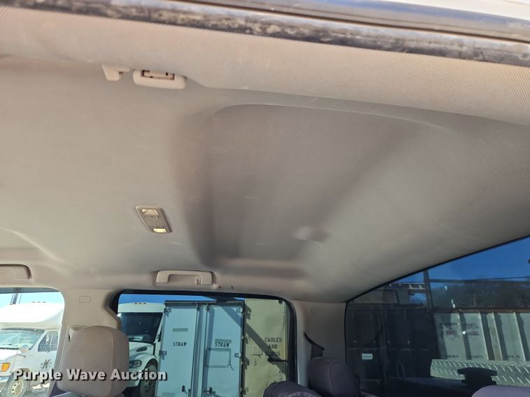 image for item EO7025 2017 GMC Sierra 2500HD Crew Cab pickup truck