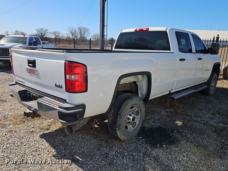 image for item EO7026 2016 GMC Sierra 2500HD Crew Cab pickup truck