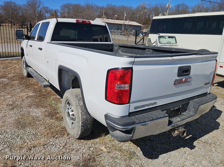 image for item EO7026 2016 GMC Sierra 2500HD Crew Cab pickup truck