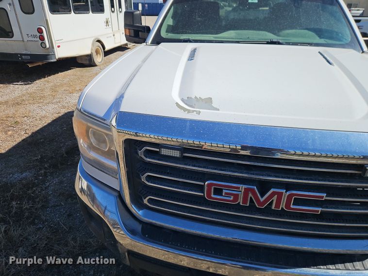 image for item EO7026 2016 GMC Sierra 2500HD Crew Cab pickup truck