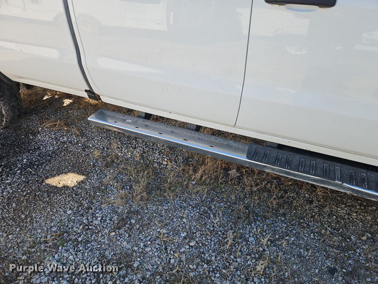 image for item EO7026 2016 GMC Sierra 2500HD Crew Cab pickup truck