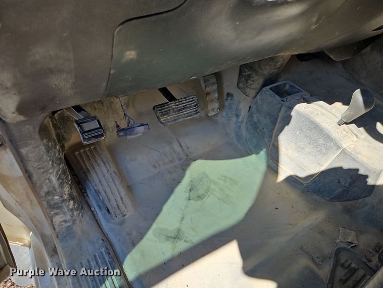 image for item EO7026 2016 GMC Sierra 2500HD Crew Cab pickup truck