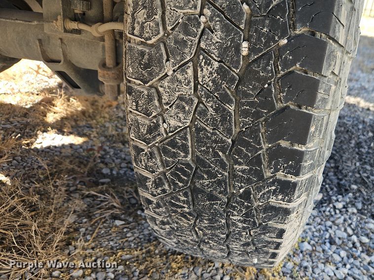 image for item EO7026 2016 GMC Sierra 2500HD Crew Cab pickup truck