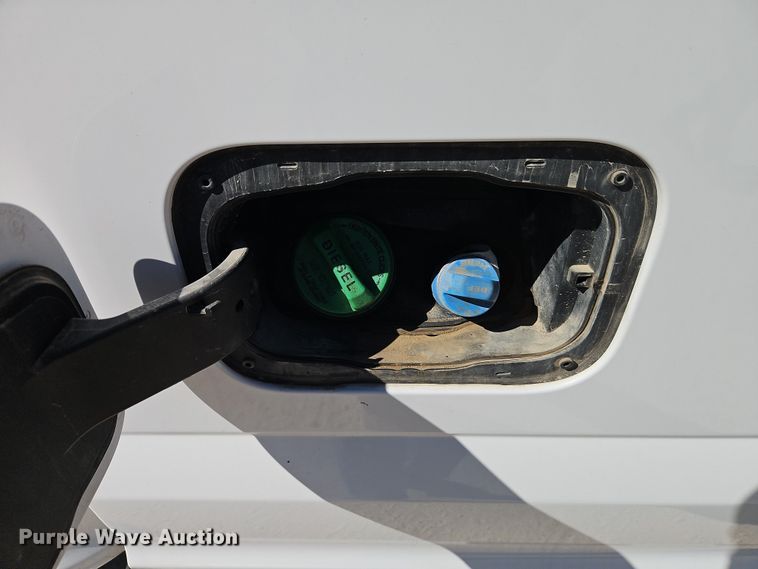 image for item EO7028 2019 Ford F250 Super Duty Crew Cab pickup truck