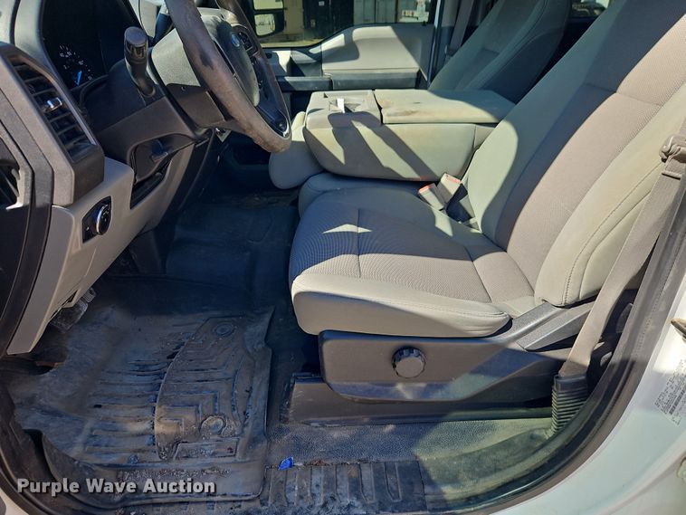 image for item EO7028 2019 Ford F250 Super Duty Crew Cab pickup truck