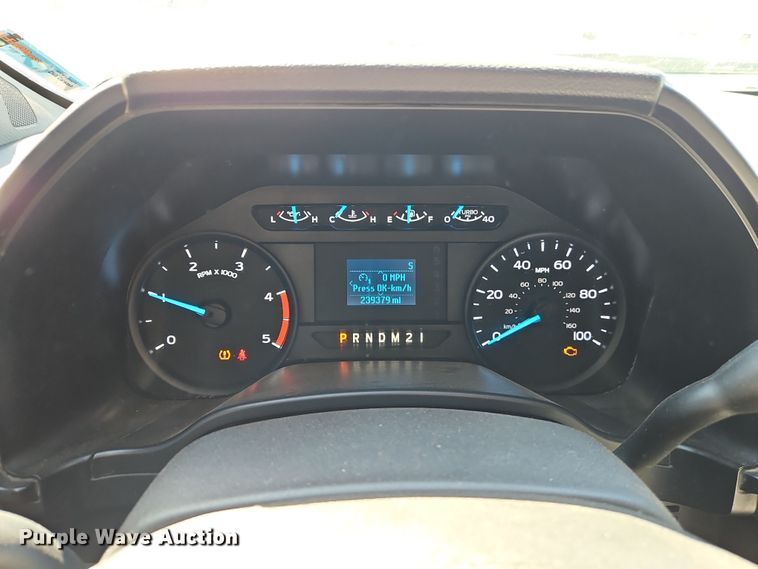 image for item EO7028 2019 Ford F250 Super Duty Crew Cab pickup truck