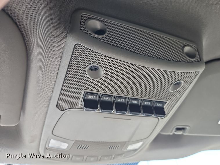 image for item EO7028 2019 Ford F250 Super Duty Crew Cab pickup truck