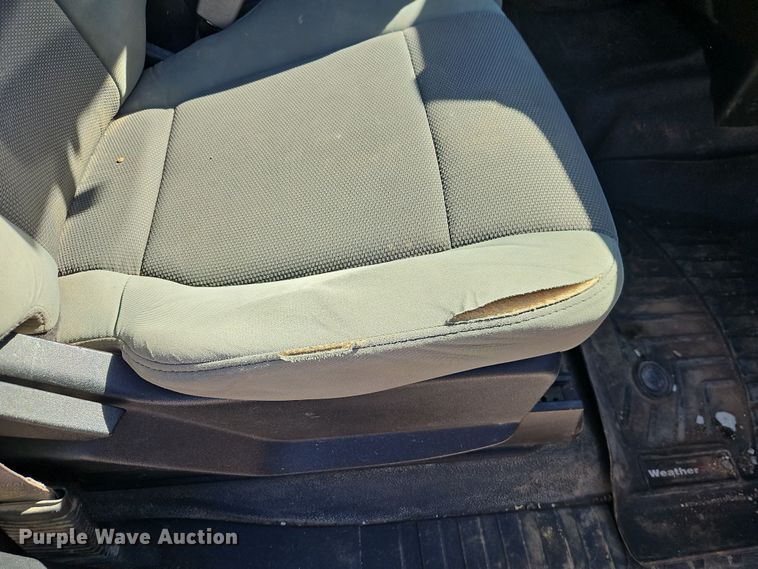 image for item EO7028 2019 Ford F250 Super Duty Crew Cab pickup truck