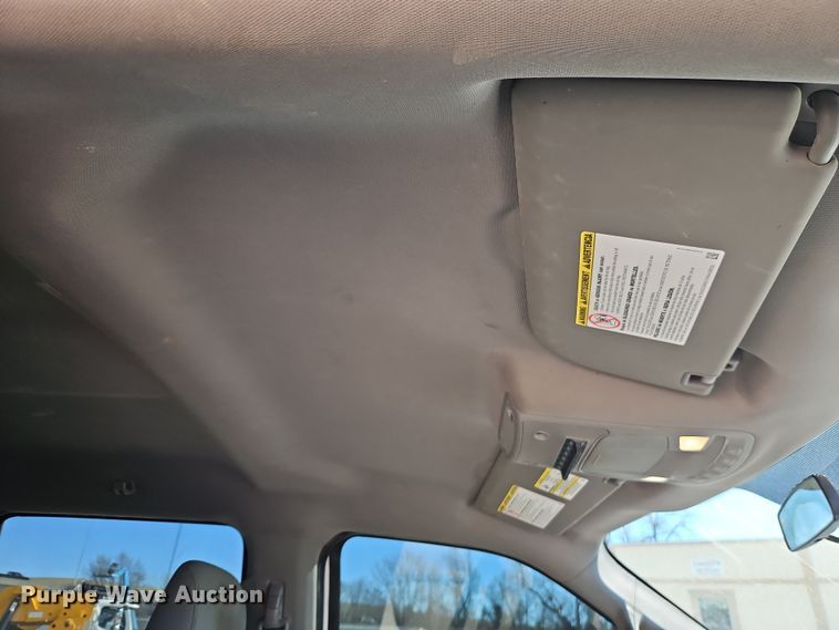 image for item EO7028 2019 Ford F250 Super Duty Crew Cab pickup truck