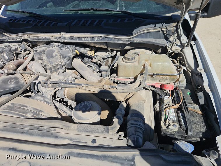 image for item EO7028 2019 Ford F250 Super Duty Crew Cab pickup truck