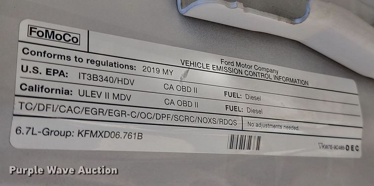 image for item EO7028 2019 Ford F250 Super Duty Crew Cab pickup truck