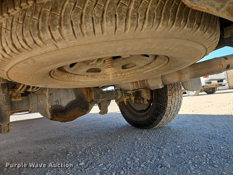 image for item EO7028 2019 Ford F250 Super Duty Crew Cab pickup truck