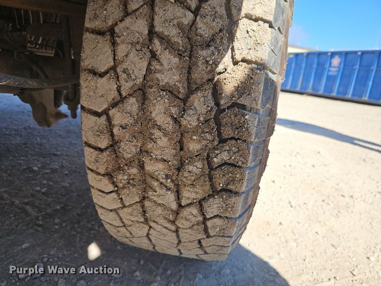 image for item EO7028 2019 Ford F250 Super Duty Crew Cab pickup truck