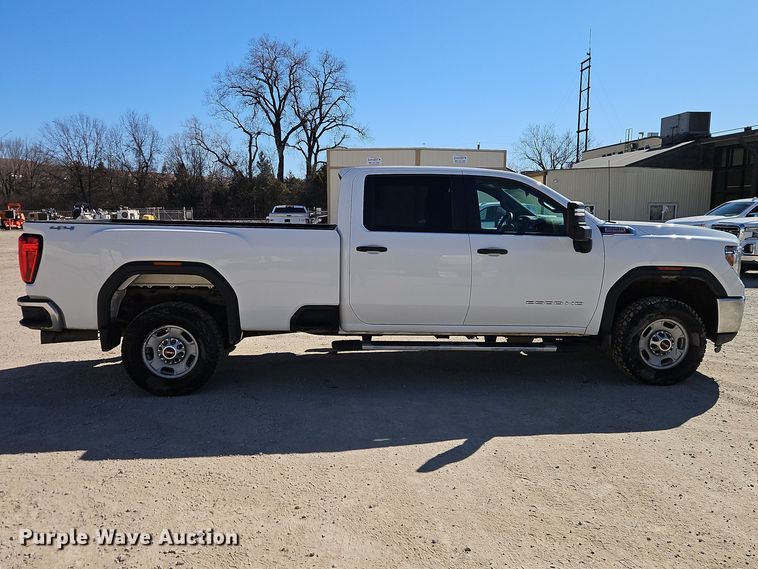image for item EO7029 2020 GMC Sierra 3500HD Crew Cab pickup truck
