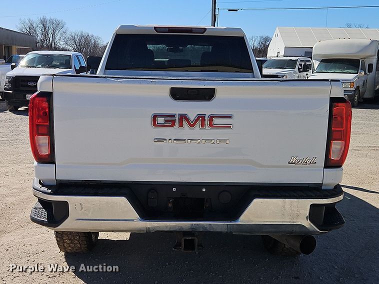 image for item EO7029 2020 GMC Sierra 3500HD Crew Cab pickup truck