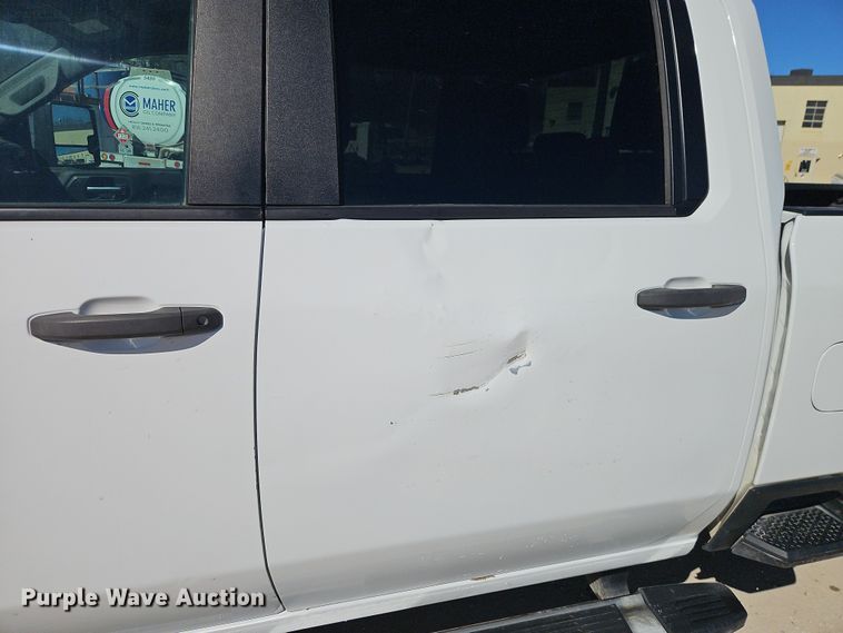 image for item EO7029 2020 GMC Sierra 3500HD Crew Cab pickup truck