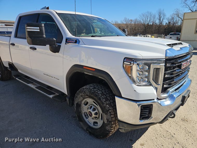 image for item EO7029 2020 GMC Sierra 3500HD Crew Cab pickup truck