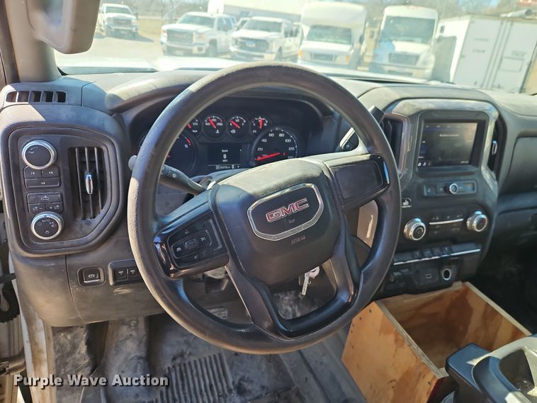 image for item EO7029 2020 GMC Sierra 3500HD Crew Cab pickup truck