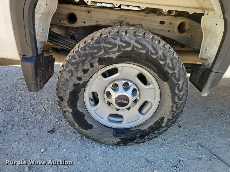 image for item EO7029 2020 GMC Sierra 3500HD Crew Cab pickup truck