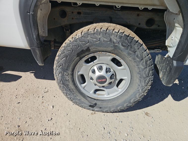 image for item EO7029 2020 GMC Sierra 3500HD Crew Cab pickup truck