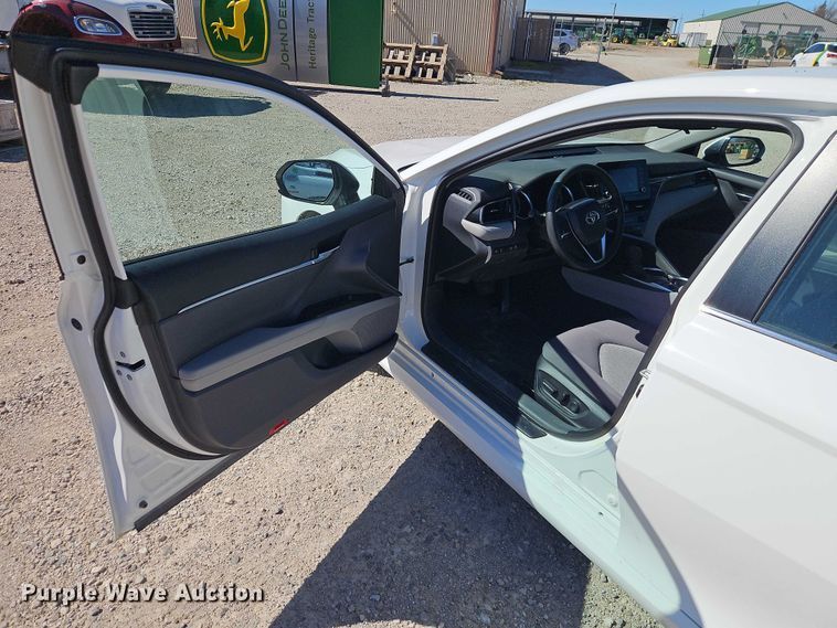 image for item EO7056 2022 Toyota Camry 