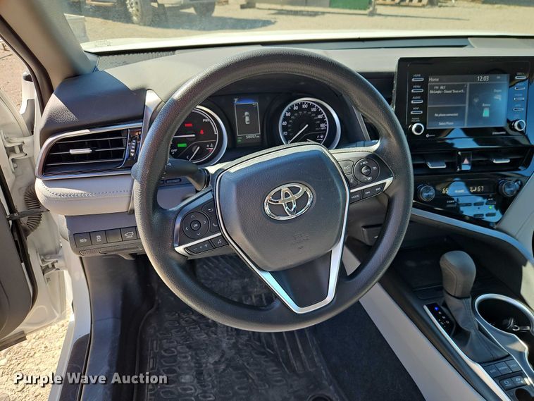 image for item EO7056 2022 Toyota Camry 