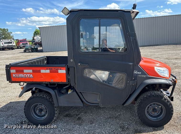 image for item EQ1468 2017 Kubota RTX-X900 utility vehicle