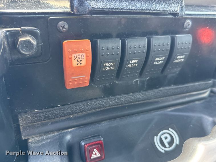 image for item EQ1468 2017 Kubota RTX-X900 utility vehicle