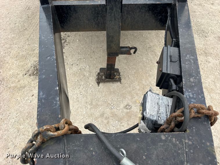 image for item ER0442 1999 Hudson Bros TRAILER equipment trailer