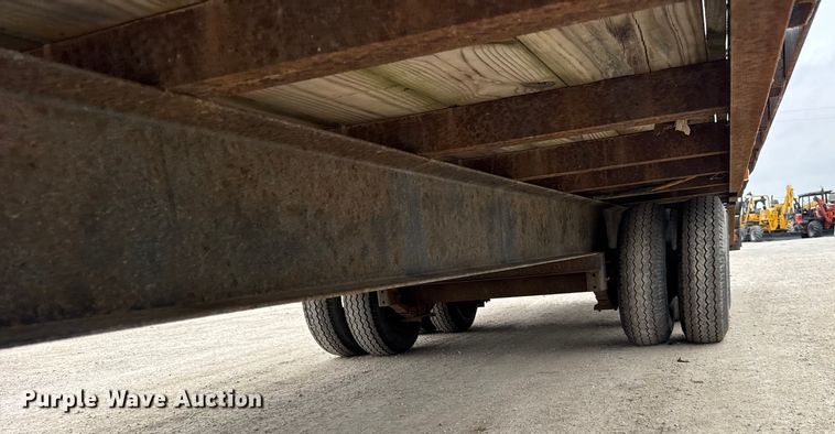 image for item ER0442 1999 Hudson Bros TRAILER equipment trailer