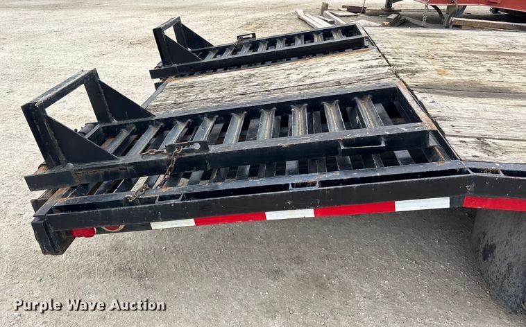 image for item ER0442 1999 Hudson Bros TRAILER equipment trailer