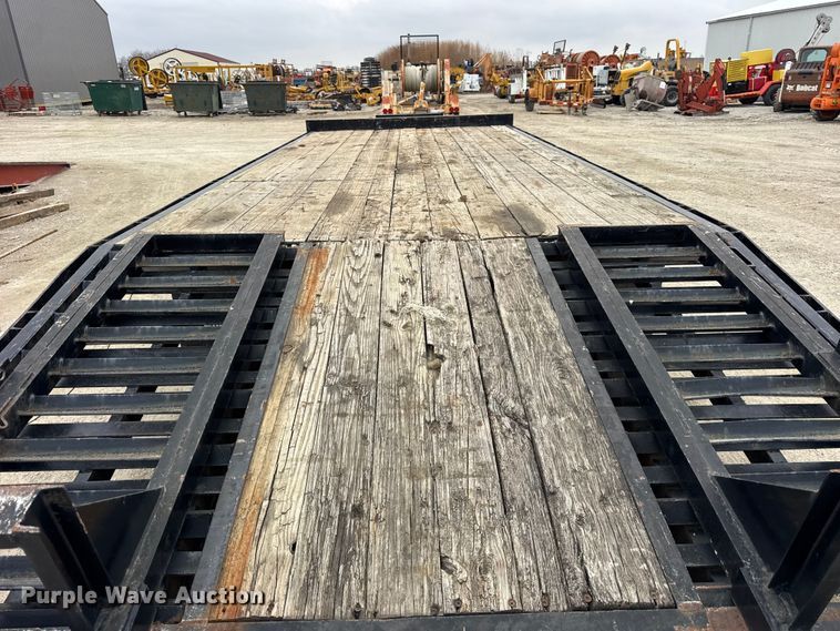 image for item ER0442 1999 Hudson Bros TRAILER equipment trailer