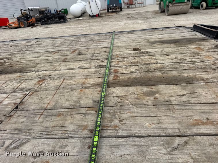 image for item ER0442 1999 Hudson Bros TRAILER equipment trailer